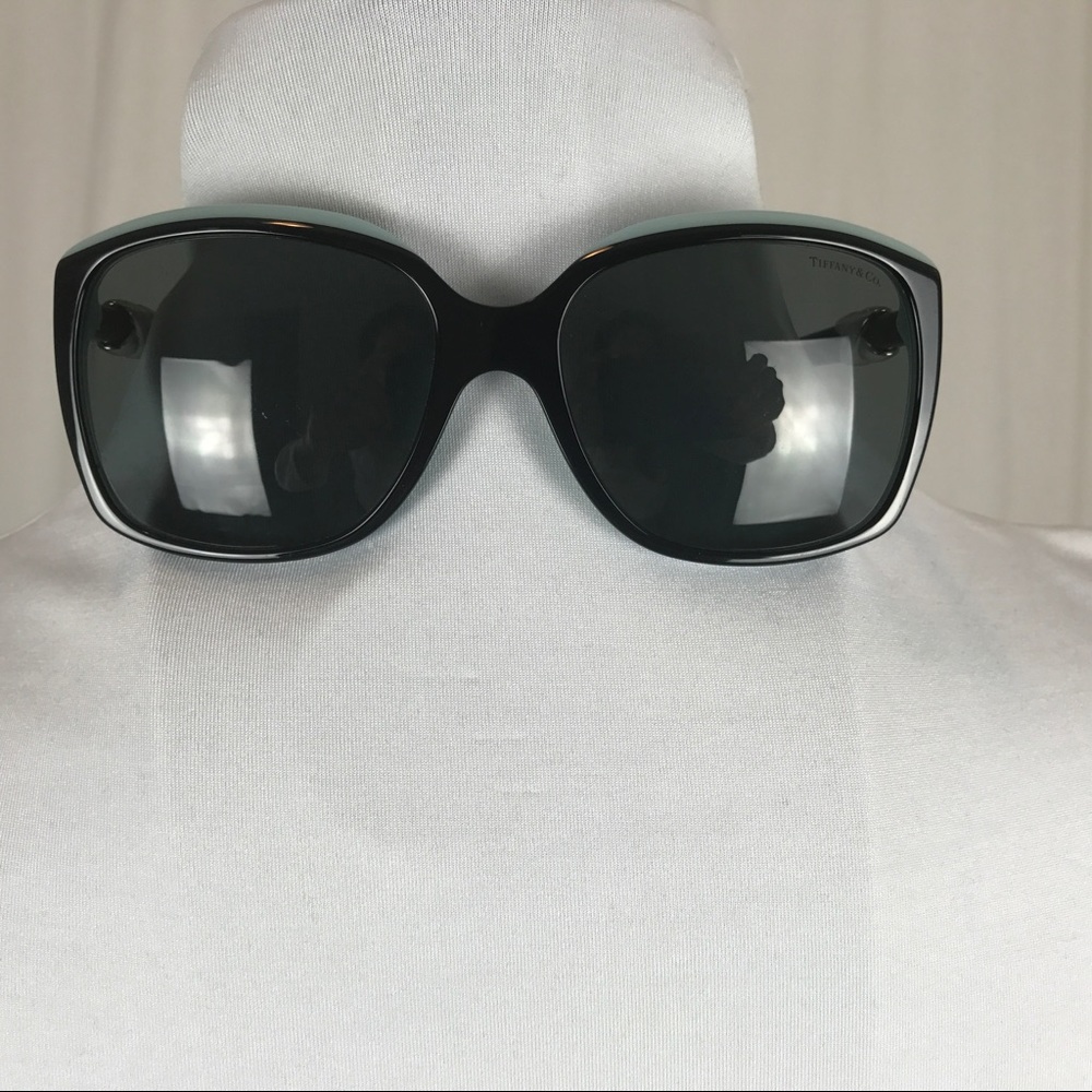 Tiffany & Co. Black Sunglasses with Tiffany Blue Case and Boxes - Picture 6 of 8